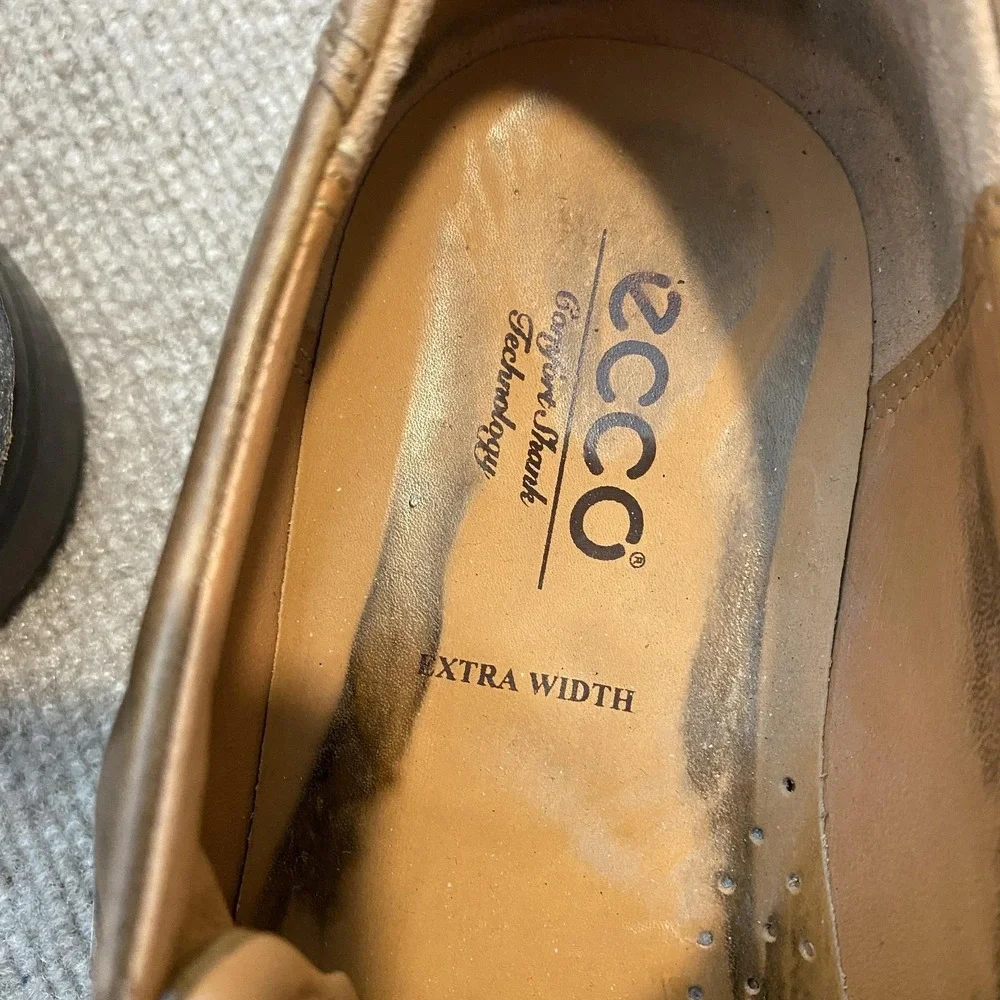 ECCO Shoes Mens Size 9.5 W Brown Leather Cap Toe Derby Square Toe Oxfords BIOM‎
